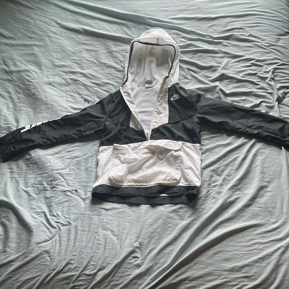 Bought a while ago wore it like once and has been sitting in my dresser